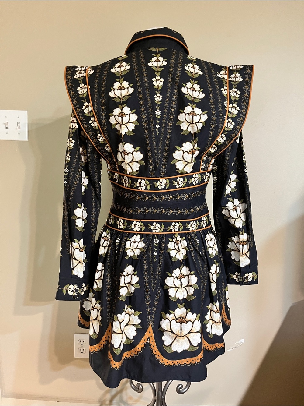 FARM Rio Black Floral Long-Sleeve Fit & Flare Dress with Tan Trim